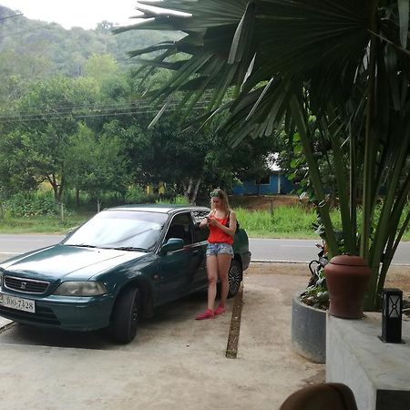 4You Ella Bagian luar foto