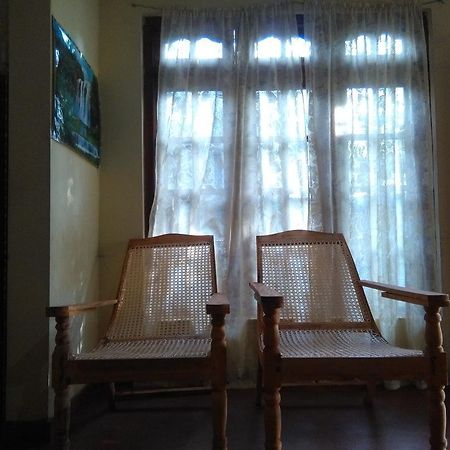 4You Ella Bagian luar foto